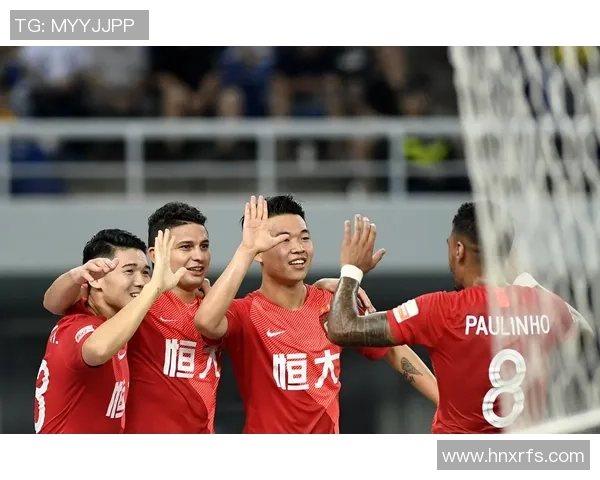 恒大与香港足球精彩对决视频回顾赛场瞬间尽在眼前